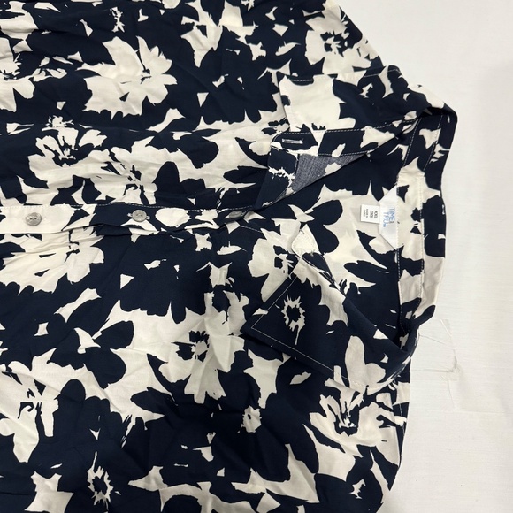 woman dress white with navy blue floral design brand time and tru size 20 - Picture 8 of 8